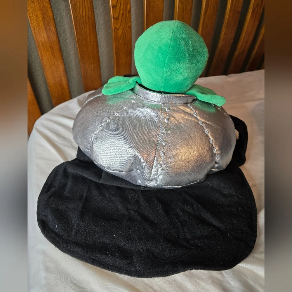 BOOTIQUE! 3XL Alien Dog Costume From Petco. Didn't Even Wear Out.